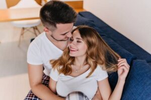 Escort Agency Hong Kong 與 Incall Girls HK 全面透視：本地市場運作與風險須知